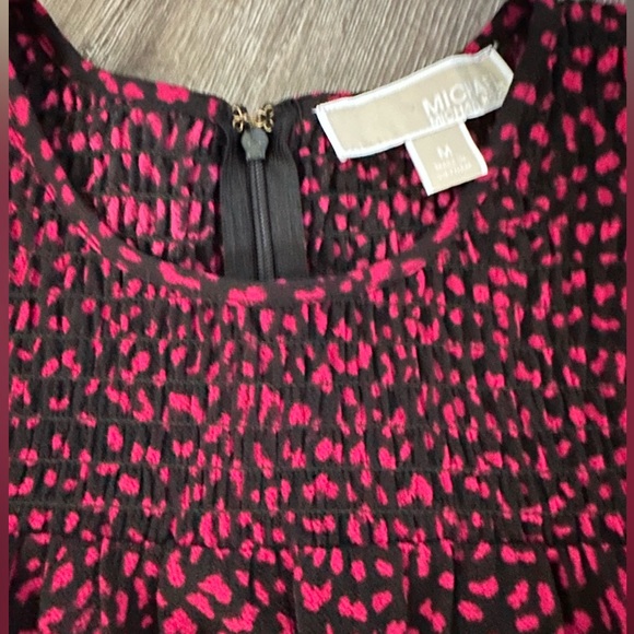 Michael Michael Kors Printed Smocked Bell Sleeve Blouse SZ Medium - Picture 2 of 4